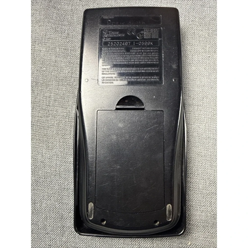 Texas Instruments TI-86 Graphing Calculator - Picture 6 of 7